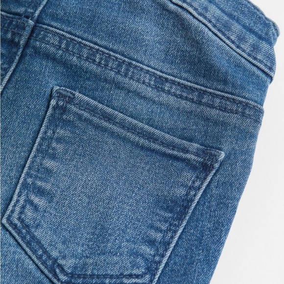 H&M Baby Girl 12-18m denim cotton Jeans Flowers patches - Picture 3 of 9
